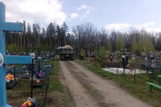 Полиция проверяет данные о водителе грузовика из Пензы, проехавшем по могиле