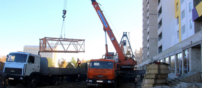 В ЖК «Райки» начали завозить технику В ЖК «Райки» начали завозить технику