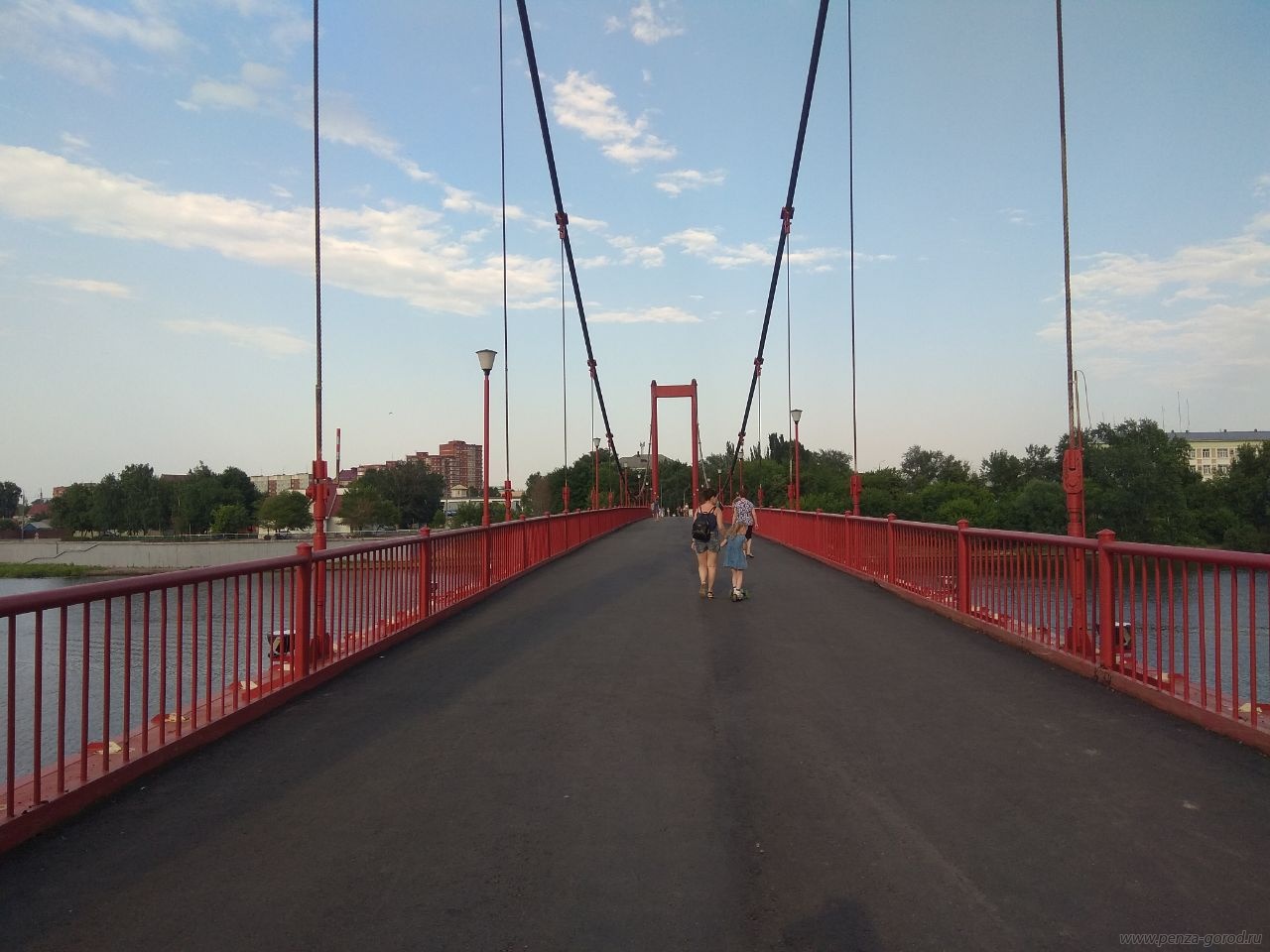 мост на героев