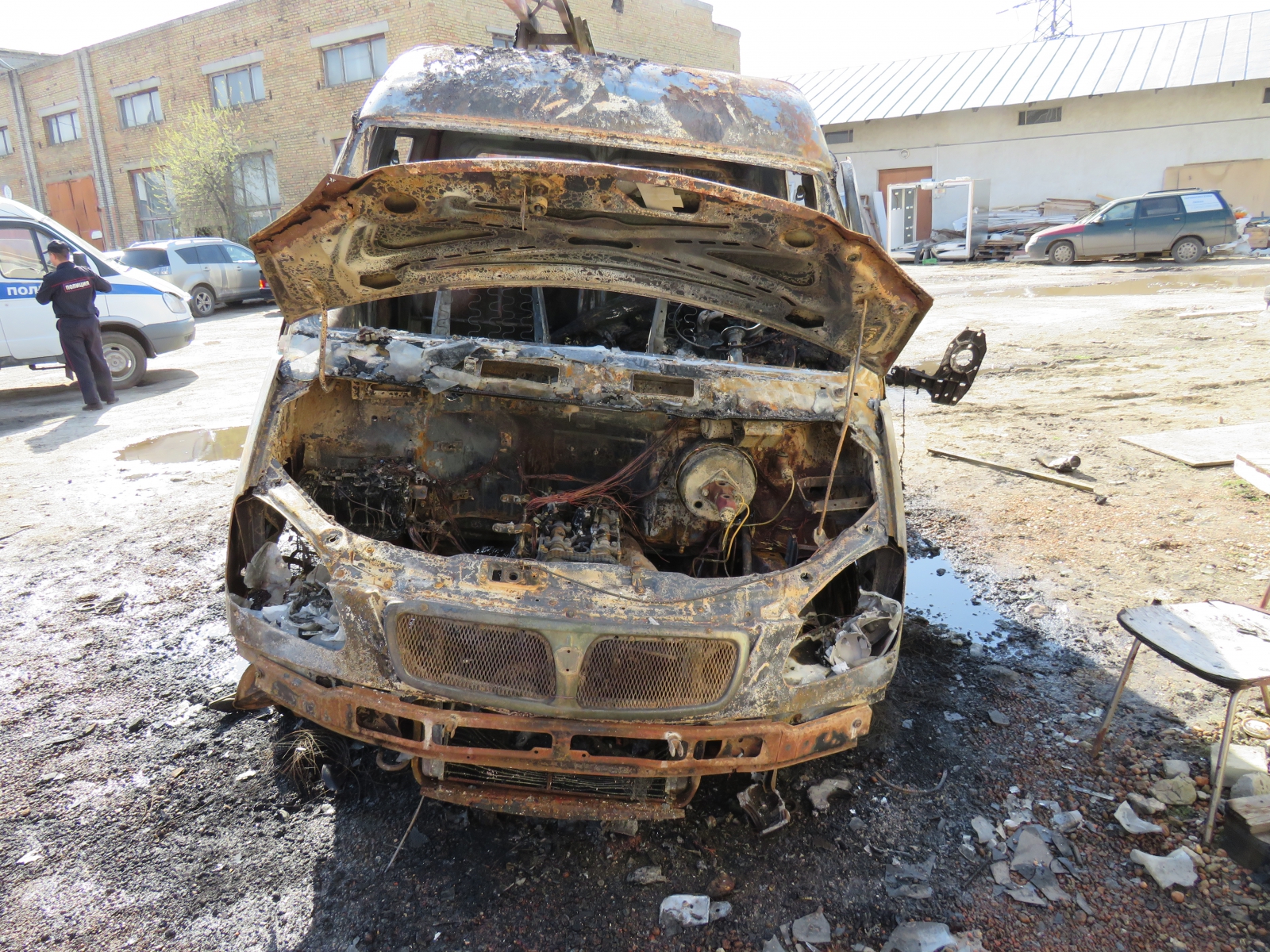 Автомобиль после пожара. Восстановление сгоревшего автомобиля.