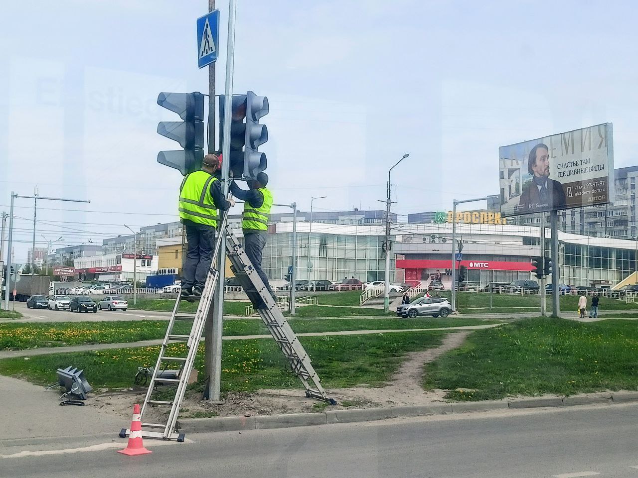 В Пензе модернизировали старые светофоры | 04.05.2024 | Пенза - БезФормата