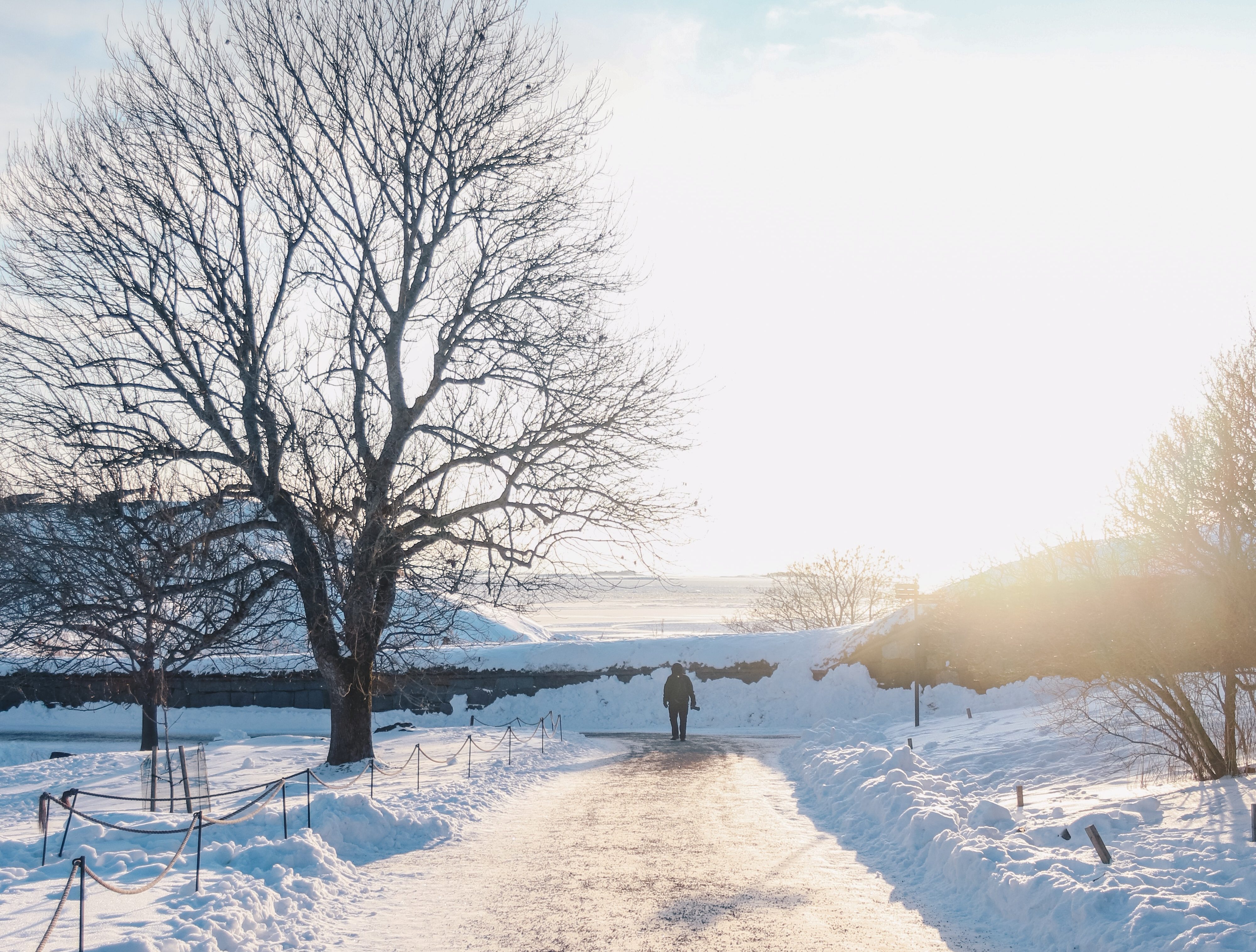 Зима какая. Snow on the ground. Snowy a3e. Snow on the ground Snow on the.