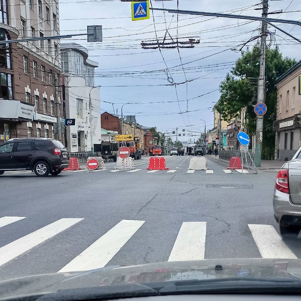 Пензенские водители стоят в пробках из-за закрытия улицы Суворова |  20.05.2023 | Пенза - БезФормата