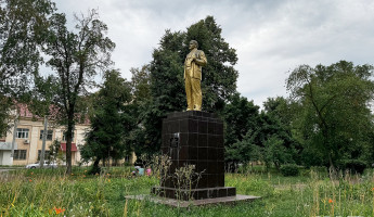 Разбитые дорожки и золотой Ленин: в каком состоянии находятся забытые парки и скверы Пензы