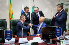 Кому прокуратура сушит грибы? Фоторепортаж с 16-й сессии Пензенской гордумы