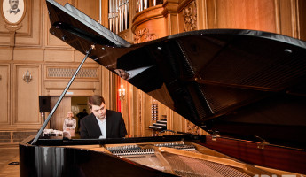 Пензенцы встретили Крымскую весну под шедевры мировой классики – фоторепортаж