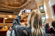 Первая Ночь театрального искусства: пензенцам приоткрыли тайны закулисья – фоторепортаж 1pnz Первая Ночь театрального искусства: пензенцам приоткрыли тайны закулисья – фоторепортаж 1pnz