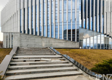 Позор Пензы – разрушенную лестницу около ККЗ никак не починят