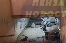 В сети появилось видео момента жуткой аварии с BMW на Проспекте Победы в Пензе