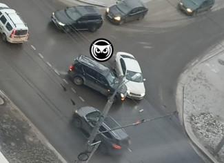На улице Мира в Пензе образовался затор из-за ДТП