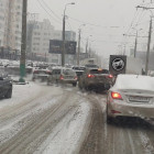 Две полосы перекрыты: пензенцы сообщают об огромной пробке в центре города