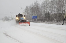 Снежные завалы в Пензенской области расчищают более 150 спецмашин