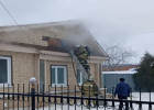В Пензенской области 15 человек тушили дощатый пристрой