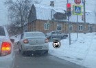 В Пензе из-за аварии встали в пробке сразу две улицы