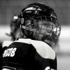Во время тренировки по хоккею скончался 17-летний уроженец Пензы