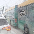 На улице Терновского в Пензе столкнулись два новых автобуса