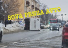 На улице Тухачевского в Пензе перевернулся фургон
