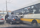 На проспекте Строителей в Пензе случилось ДТП с автобусом