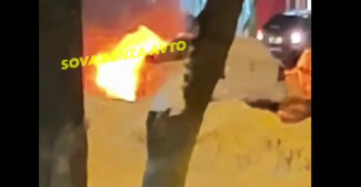 В Ленинском районе Пензы во время движения загорелась легковушка