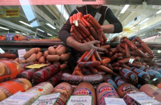 Роспотребнадзор оштрафовал пензенский магазин за торговлю просроченными продуктами 