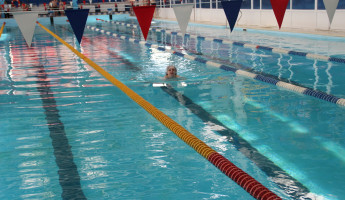 Пензенцев приглашают бесплатно поплавать в бассейне 15 февраля