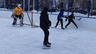 В Пензе определили сильнейшую хоккейную команду Ленинского района