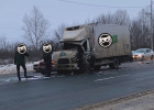 На окраине Пензы в жесткой аварии изуродовало фургон