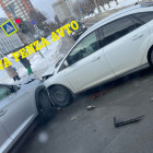 Жесткая авария в центре Пензы: разбились две легковушки