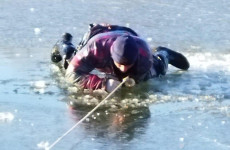 В Пензе спасатели вытащили из реки утопающего мужчину