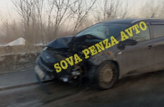 Страшная авария на улице Аустрина в Пензе: машины разбились вдребезги