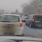 На улице Воронова в Пензе образовалась пробка из-за аварии