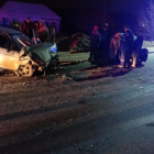 В селе под Пензой разбились две машины: на месте работали спасатели