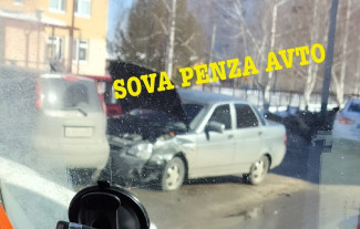 На улице Петровской в Пензе образовалась пробка из-за ДТП
