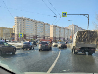 На улице Ладожской в Пензе осложнено движение из-за аварии