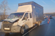 В Пензенской области под колесами фургона погиб пешеход