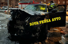 На улице Ладожской в Пензе неизвестные подожгли автомобиль – соцсети