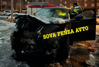 На улице Ладожской в Пензе неизвестные подожгли автомобиль – соцсети