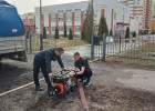 Коммунальщики продолжают откачку талых вод с улиц Пензы