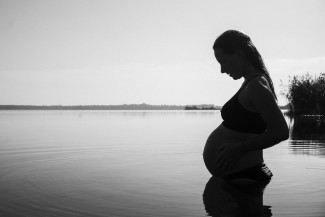 В Пензе беременных женщин приглашают на бесплатные фотосессии