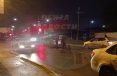 В Пензе на улице Чехова сбили девушку: на месте работает реанимация
