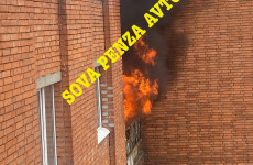 Пензенцы сообщают о пожаре в многоквартирном доме по улице Ульяновской