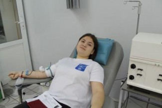В Пензе активисты молодежных организаций и школьники сдали кровь в рамках донорской акции