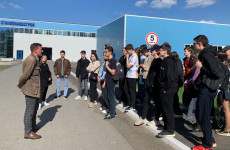 Для школьников провели экскурсию по станкостроительному заводу в Пензе
