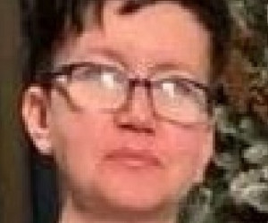 В Пензе разыскивают худощавую женщину в очках
