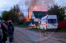 На улице Галетной в Пензе сгорел дом