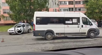 В Пензе маршрутка столкнулась с легковушкой