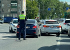 В Пензе возле торгового центра Суворовский столкнулись две машины