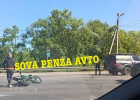 На окраине Пензы случилась жесткая авария с мопедистом