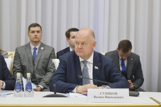 В пленарном заседании Ассоциации законодателей ПФО принял участие Вадим Супиков