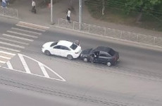 В Пензе произошла авария на пересечении улиц Толстого и Суворова